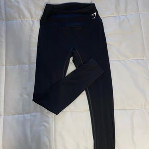 Gymshark Training leggings in charcoal color ( size small)